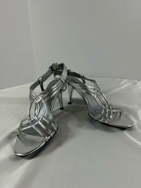Fioni Night Women Silver Strappy High Heel Sandals SZ 7.5 Wedding Prom Cocktail